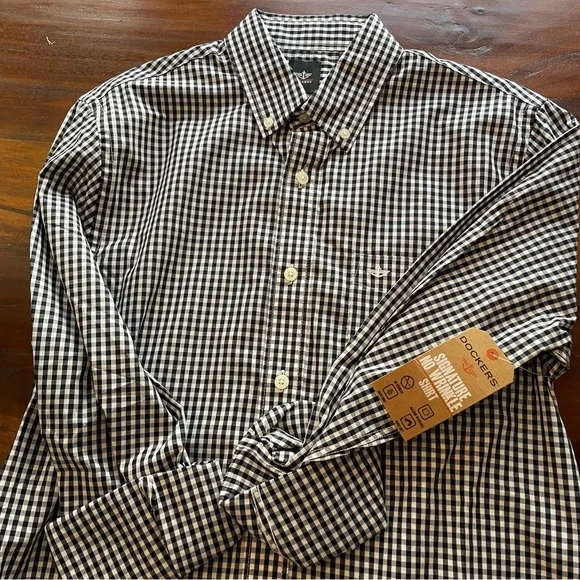 Dockers- 2 for 1: Men's Plaid Cotton Button-Down Shirts NWT Size: Small - Picture 3 of 6